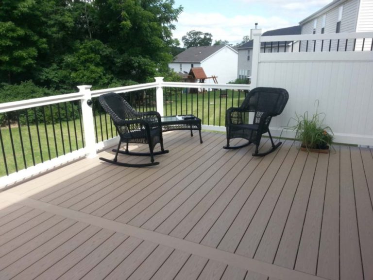 Azek Decking Material Reviews (Everything You Need to Know)