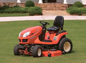 The Best Ride-On Mowers with Catchers for a Perfect Lawn - Home Senator