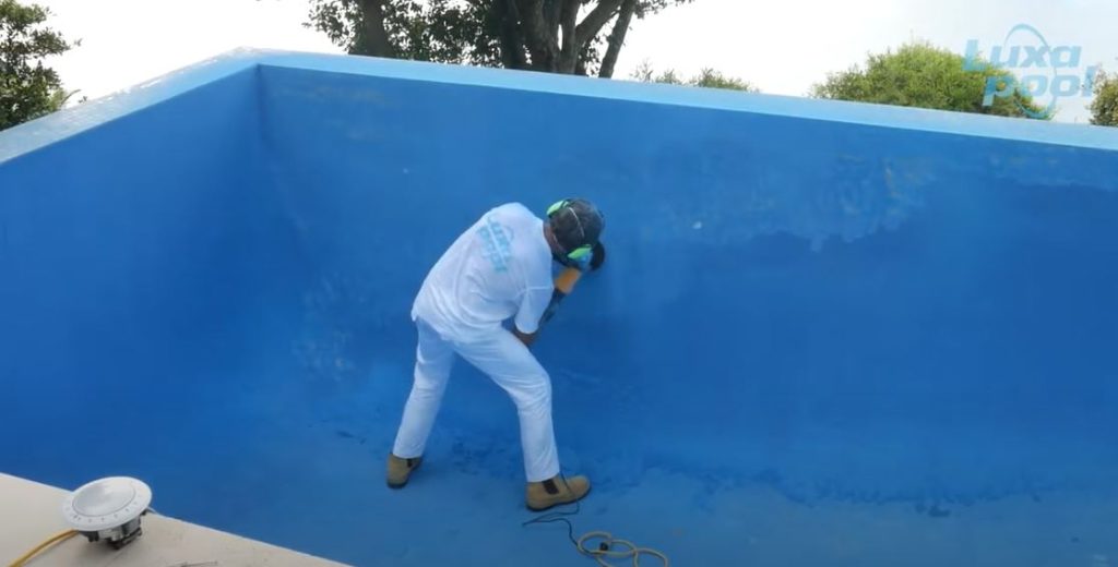 Should You Paint the Pool or Plaster It? Home Senator