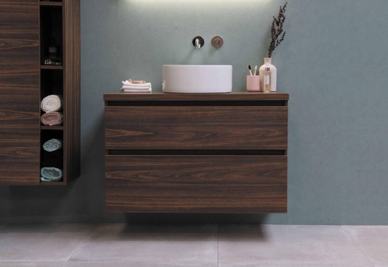 Smart Tips for Organizing Your Bathroom Vanity