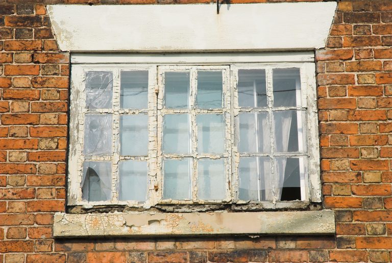 When Repair or Replace Wood Windows?