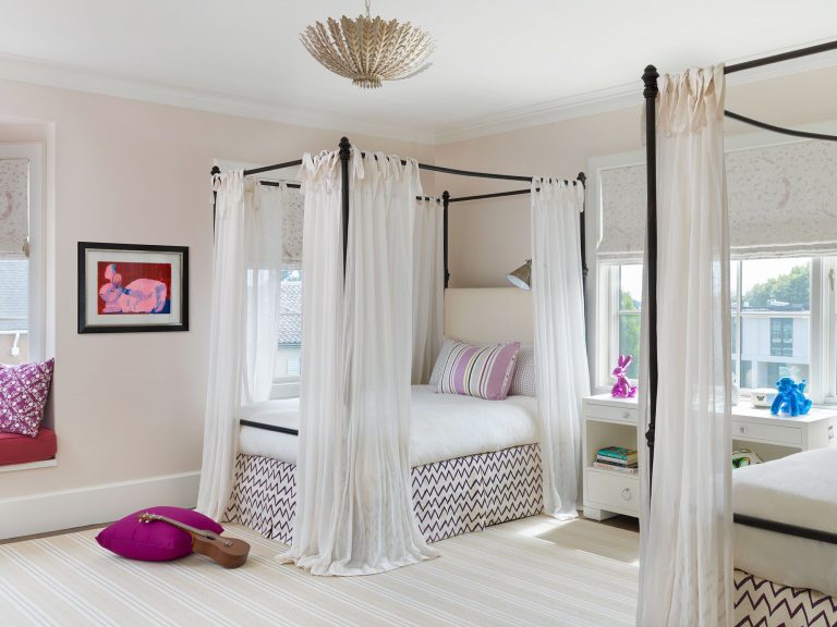 Creative Ways To Personalize Your Bedroom