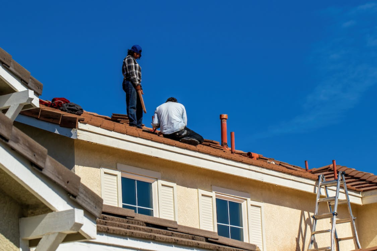 5 Questions You Should Ask a Roofer Before Hiring