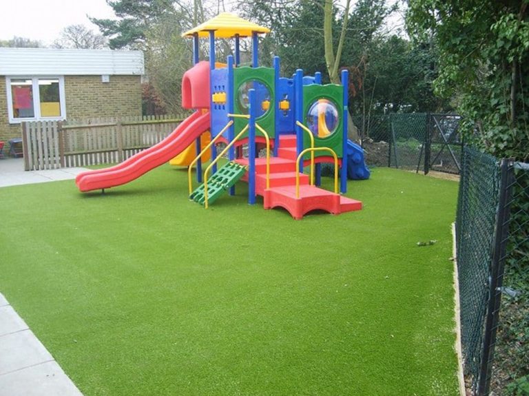 Playground Perfection: Designing a Dream Play Area with Artificial Grass