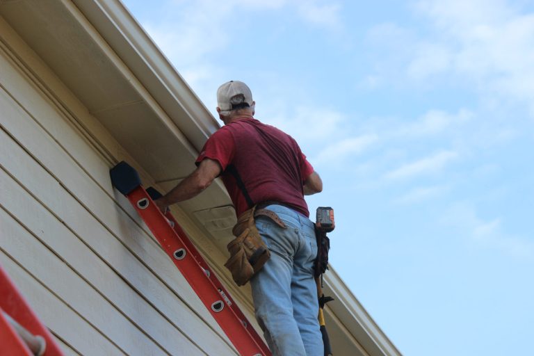 What Steps Do Roofers Take when Installing a Rain Gutter System?
